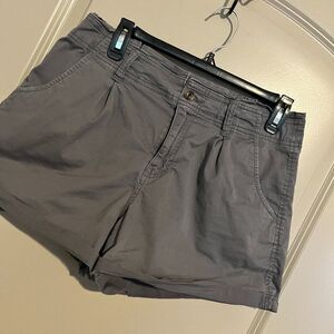 Womens Grey Shorts, Arizona, size 11